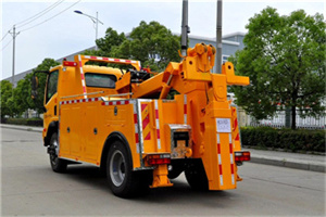 香格里拉高速路拖车费